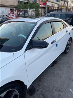 هیوندای ئەلەنترا